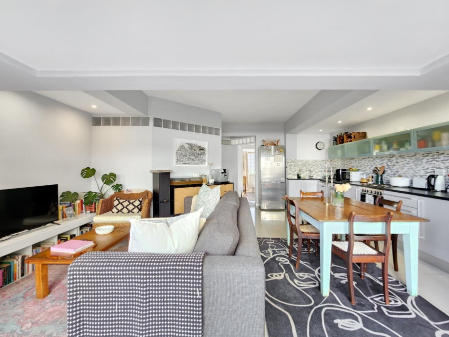 2 Bedroom Property for Sale in Sea Point Western Cape